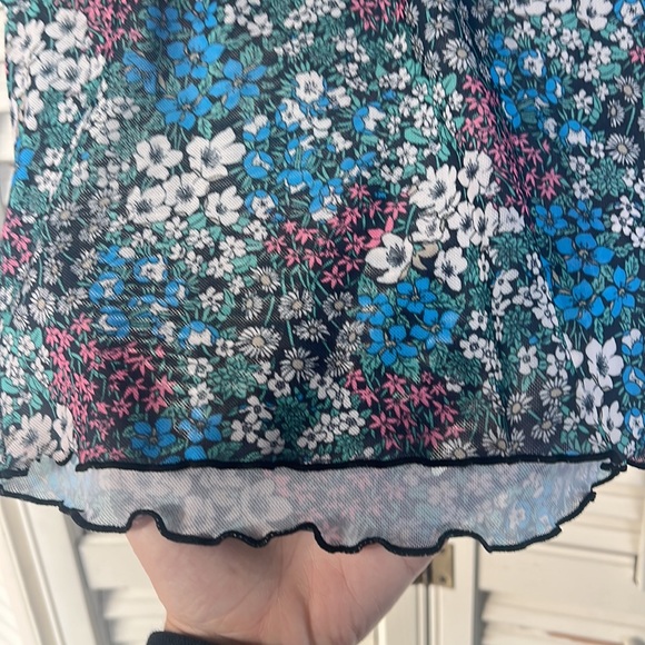 Spring crop top - Picture 2 of 3